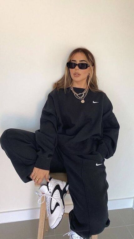 Костюм